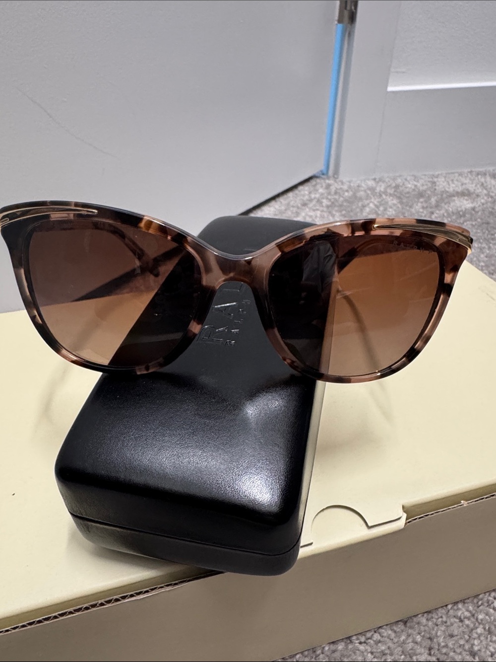 Ralph Lauren Brown Tortoiseshell Cat-Eye Polarized Sunglasses